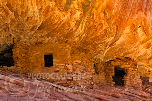 These Anasazi ruins have adopted the name "Hose on Fire". They are located in the South Fork of Mule Canyon, Sothern Utah.