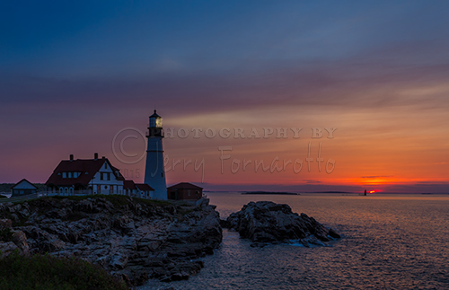 Portland Head Light is a historic lighthouse located in Fort Williams Park, Cape Elizabeth, Maine.