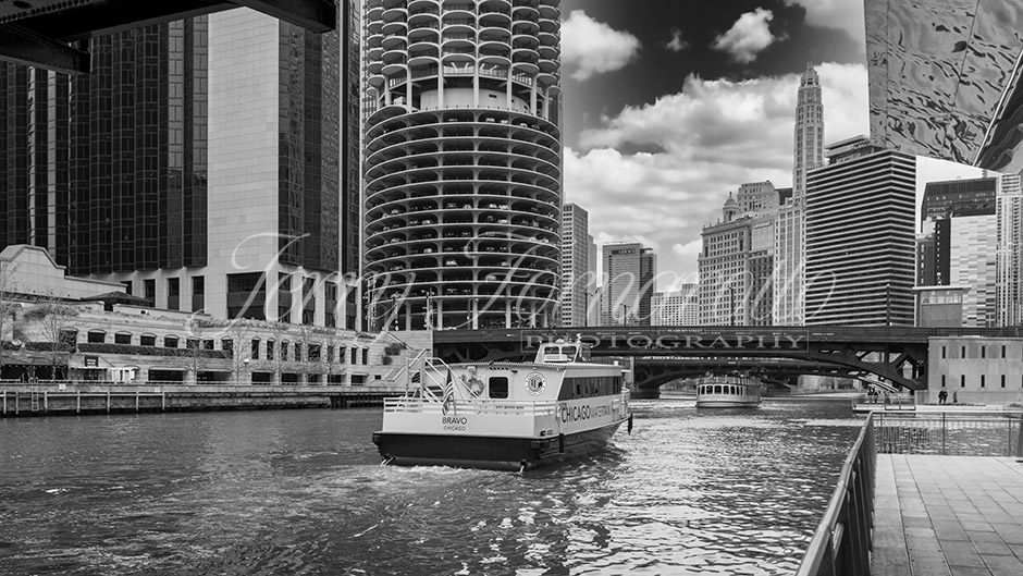Chicago Water Taxi B+W