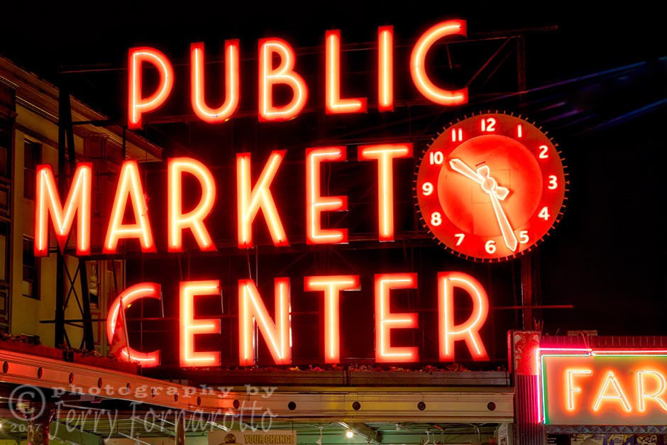 Pike Place Market in neon. Canon 5D MKIV, Canon 70-200mm set to 70mm, 3.2sec, f10