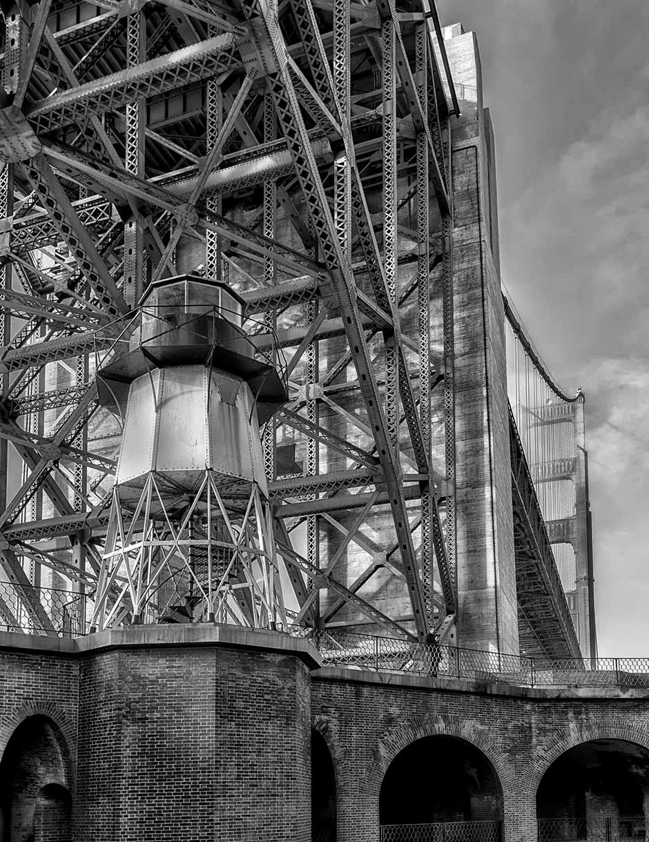 Fort Point Lighthouse B+W